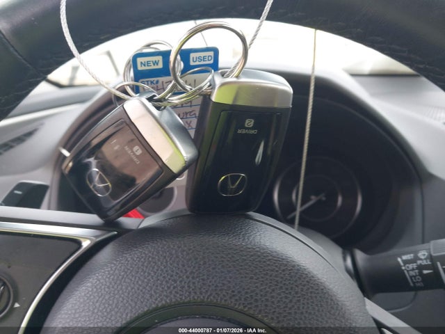 2019 ACURA RDX 5J8TC2H5XKL008853 Photo 10