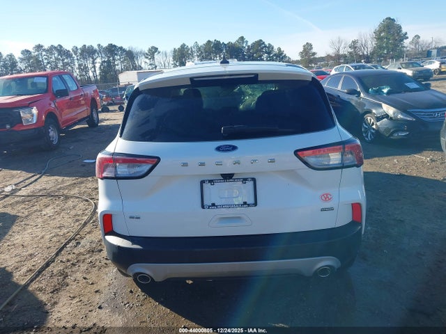 1FMCU0BZ0NUB27288 Ford ESCAPE SE