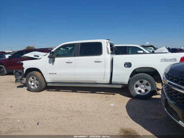44000817 :رقم المزاد ، 1C6SRFMT5NN307624 vin ، 2022 Ram 1500 مزاد بيع