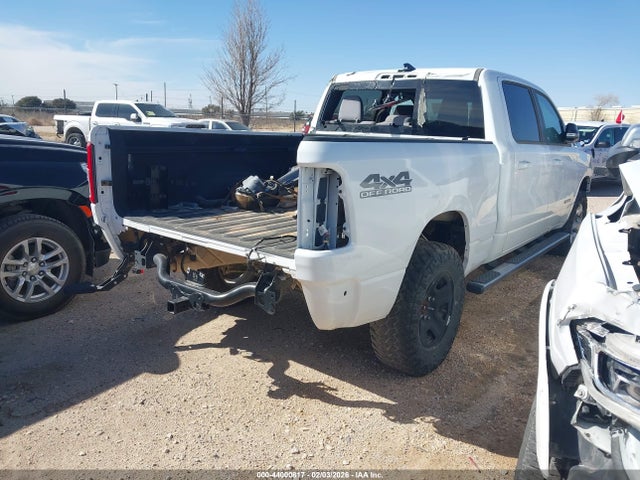 44000817 :رقم المزاد ، 1C6SRFMT5NN307624 vin ، 2022 Ram 1500 مزاد بيع