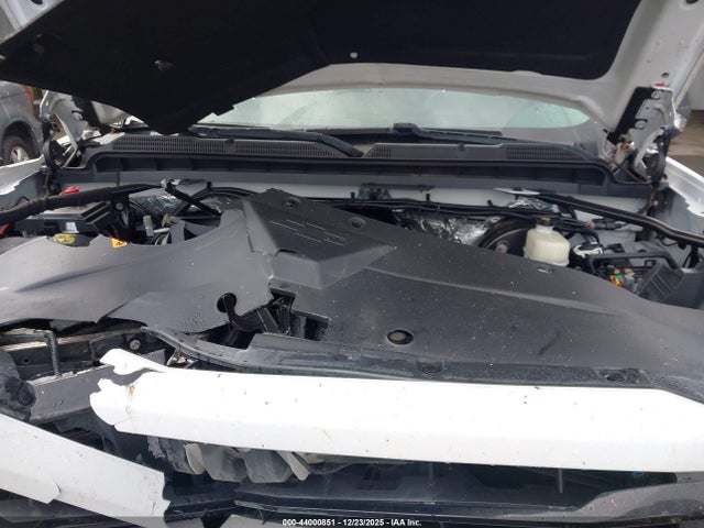 1GCVKREC5HZ207353 Chevrolet Silverado 1500 2lt