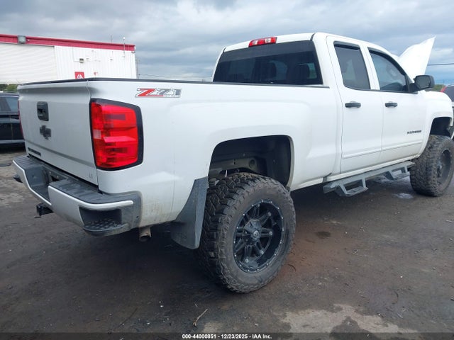 1GCVKREC5HZ207353 Chevrolet Silverado 1500 2lt