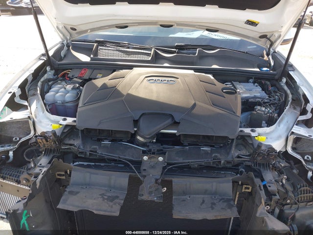 2021 AUDI Q8 WA1EVAF10MD026703 Photo 9