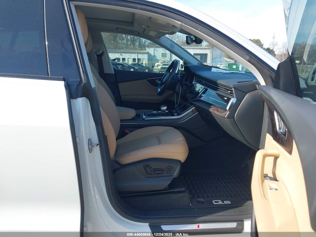 2021 AUDI Q8 WA1EVAF10MD026703 Photo 4