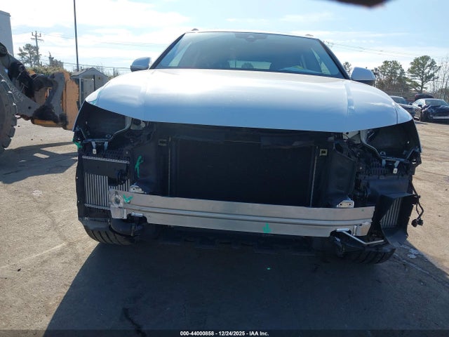 2021 AUDI Q8 WA1EVAF10MD026703 Photo 5