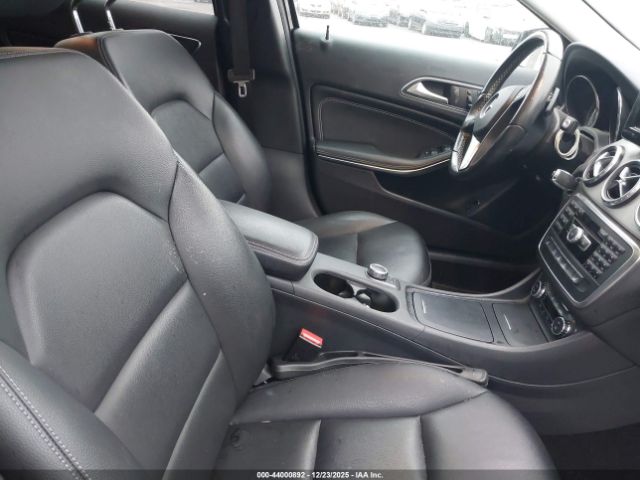 2015 MERCEDES-BENZ GLA 250 WDCTG4EB6FJ111093 Photo 4