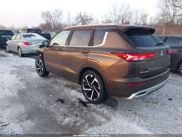 2022 MITSUBISHI OUTLANDER JA4J4VA82NZ074799 Photo 2