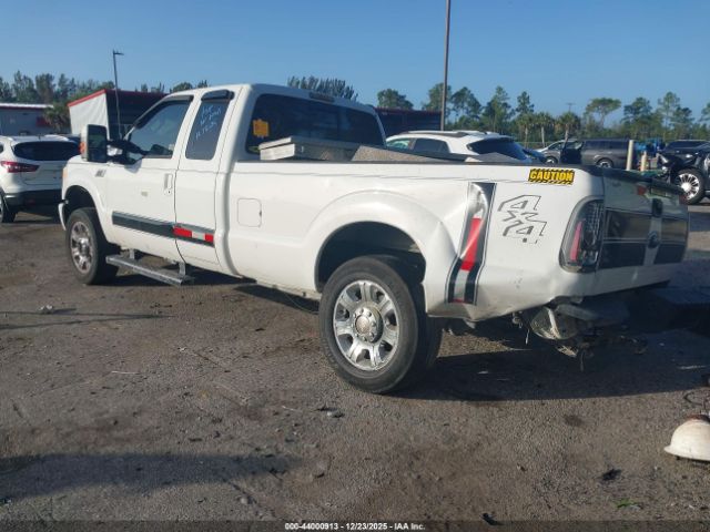 2011 FORD F-250 1FT7X2B61BEA83189 Photo 2