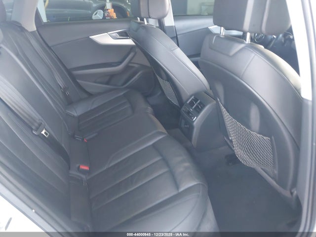 2017 AUDI A4 WAUENAF43HN006118 Photo 7