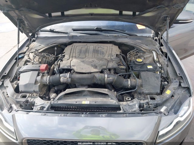 2016 JAGUAR XF SAJBF4BV9GCY16884 Photo 9