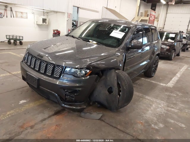 2017 JEEP GRAND CHEROKEE 1C4RJFAG5HC704921 Photo 1