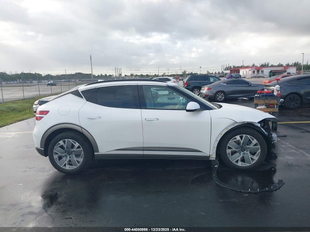 Genesis Gv60 Standard Awd 2025 KMUKCDSC6SU026433 Image 14