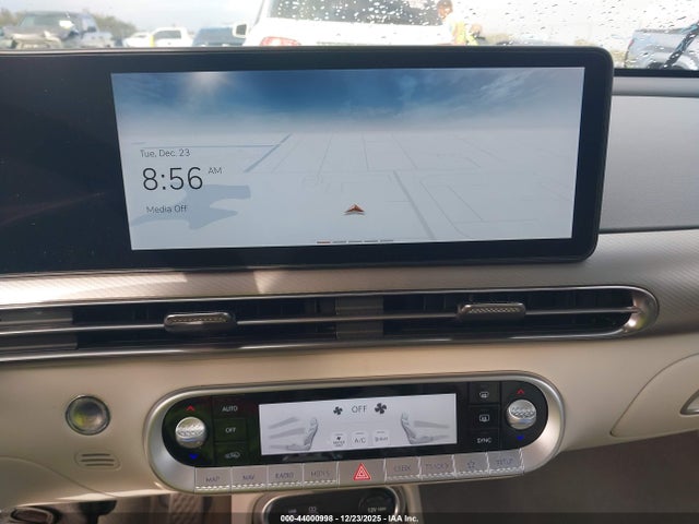Genesis Gv60 Standard Awd 2025 KMUKCDSC6SU026433 Image 19