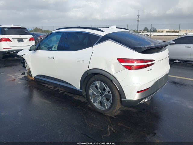 Genesis Gv60 Standard Awd 2025 KMUKCDSC6SU026433 Image 3