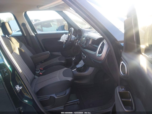 44000999 :رقم المزاد ، ZFBCFAAH2HZ039768 vin ، 2017 Fiat 500l Pop مزاد بيع