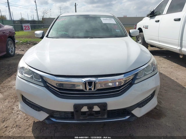1HGCR2F12HA271003 Honda Accord Sport Se