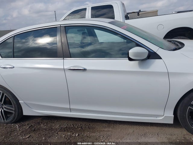 1HGCR2F12HA271003 Honda Accord Sport Se