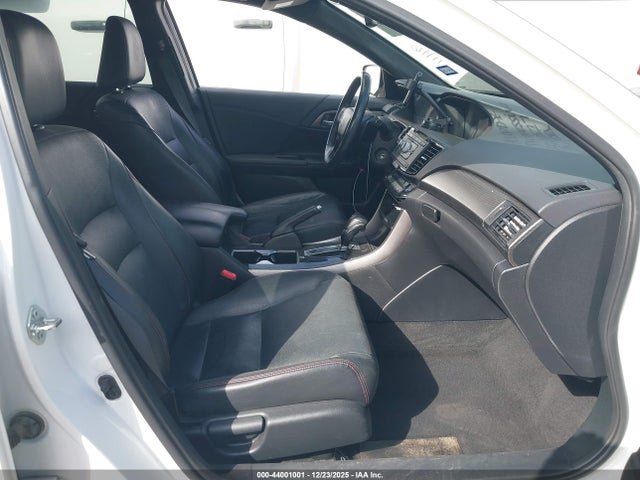 1HGCR2F12HA271003 Honda Accord Sport Se