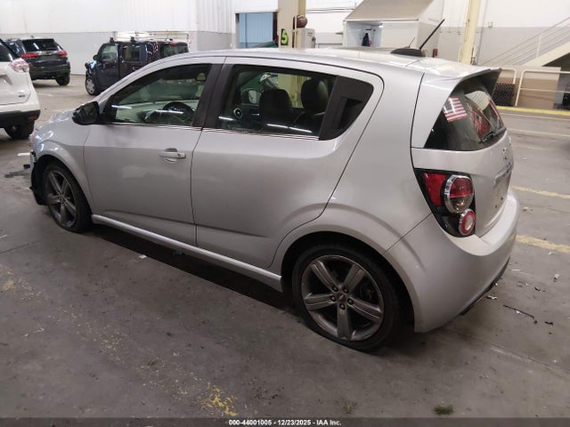 2015 CHEVROLET SONIC 1G1JH6SB4F4107013 Photo 2