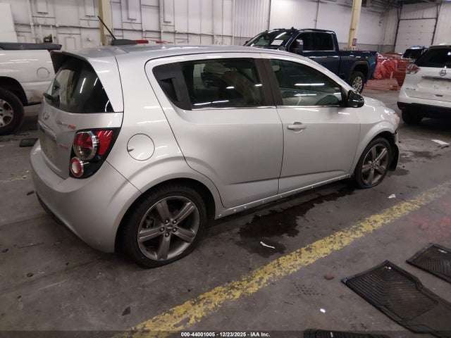 2015 CHEVROLET SONIC 1G1JH6SB4F4107013 Photo 3