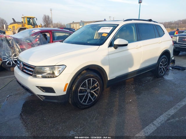 44001024 :رقم المزاد ، 3VV3B7AX9MM037645 vin ، 2021 Volkswagen Tiguan 2.0t Se/2.0t Se R-line Black/2.0t Sel مزاد بيع