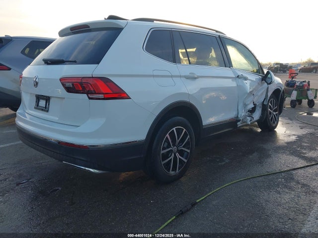44001024 :رقم المزاد ، 3VV3B7AX9MM037645 vin ، 2021 Volkswagen Tiguan 2.0t Se/2.0t Se R-line Black/2.0t Sel مزاد بيع