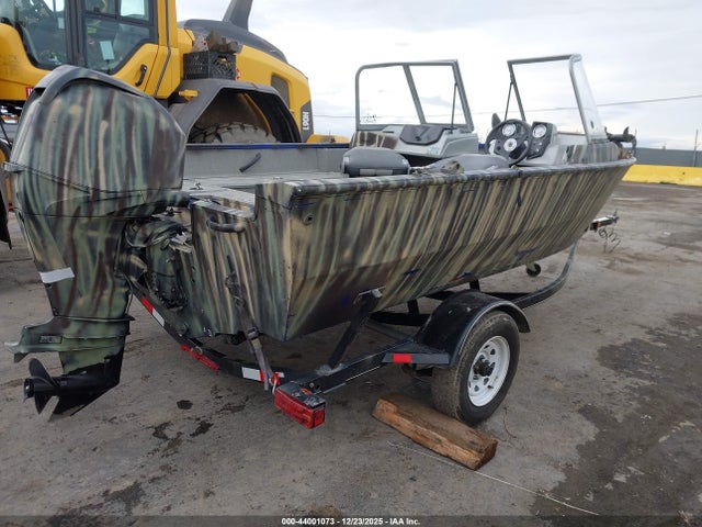 Tracker Other 2016 BUJ13950J516 Image 4