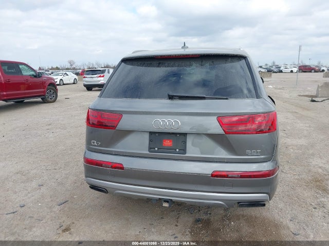 2017 Audi Q7 3.0t Premium მანქანა იყიდება აუქციონზე, vin: WA1VAAF72HD031214, აუქციონის ნომერი: 44001098