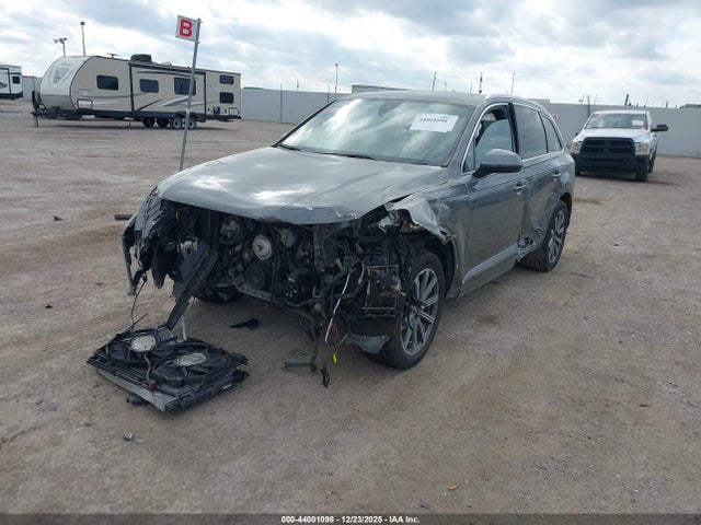 2017 AUDI Q7 WA1VAAF72HD031214 Photo 1