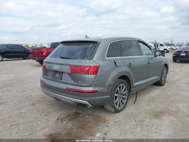 2017 AUDI Q7 WA1VAAF72HD031214 Photo 3