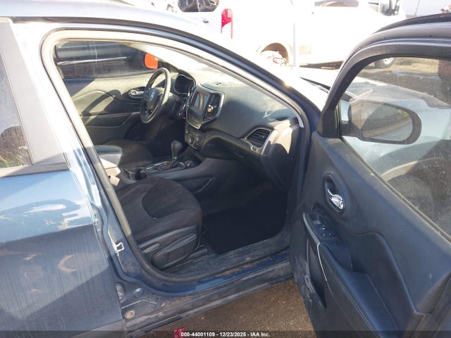 Продажа на аукционе авто 2020 Jeep Cherokee Latitude Fwd, vin: 1C4PJLCB9LD515893, номер лота: 44001109