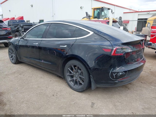2020 TESLA MODEL 3 5YJ3E1EA8LF704412 Photo 2