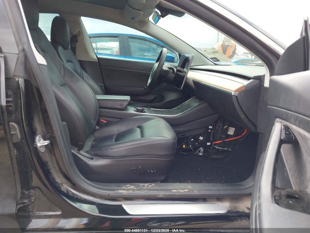 2020 TESLA MODEL 3 5YJ3E1EA8LF704412 Photo 4
