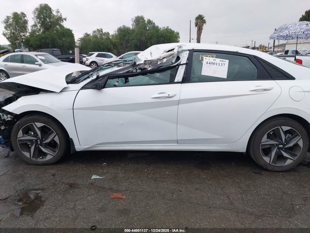 5NPLS4AG7PH097169 Hyundai ELANTRA SEL
