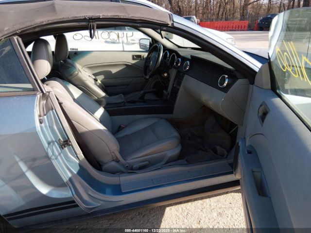 2005 FORD MUSTANG 1ZVFT84N255217353 Photo 4