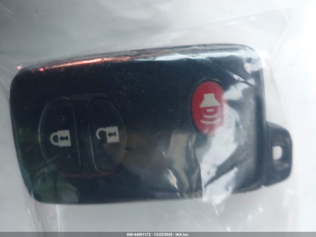 JTDKN3DU6F1935728 Toyota Prius Two