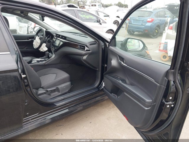 4T1L11AK8LU325312 Toyota CAMRY LE