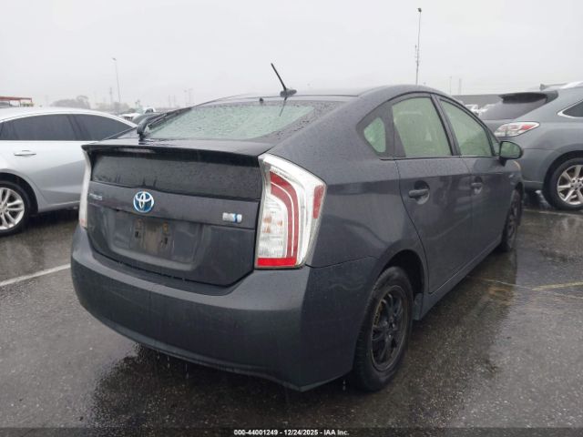 2015 TOYOTA PRIUS JTDKN3DU2F2001690 Photo 3