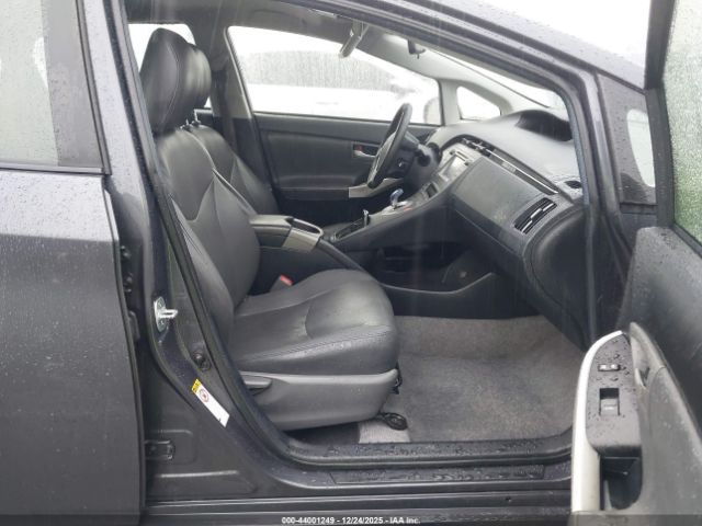 2015 TOYOTA PRIUS JTDKN3DU2F2001690 Photo 4