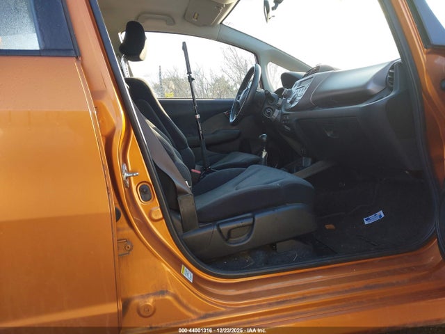 2009 HONDA FIT JHMGE87429S075693 Photo 4