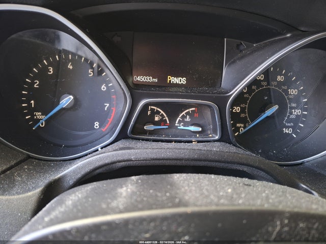 1FADP3K24FL325146 Ford FOCUS SE