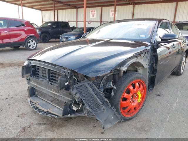 2017 JAGUAR XE SAJAR4BG9HA977253 Photo 5