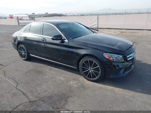 2020 MERCEDES-BENZ C 300 W1KWF8DB5LR598420