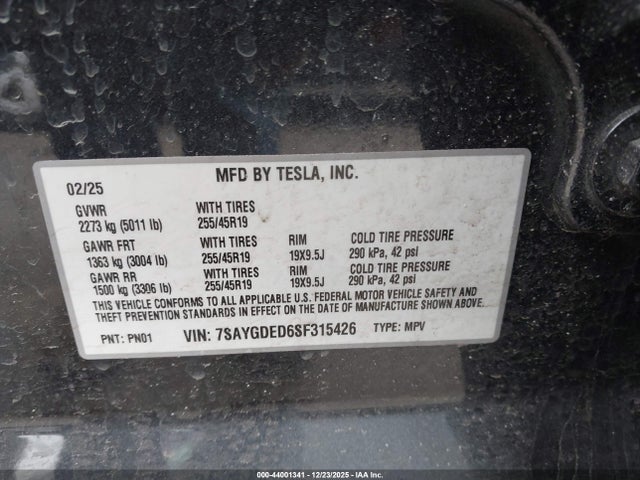 2025 TESLA MODEL Y 7SAYGDED6SF315426 Photo 8