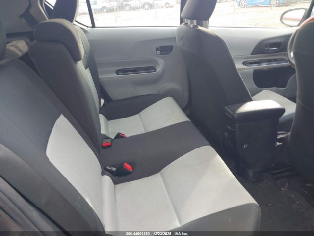 2012 TOYOTA PRIUS C JTDKDTB30C1505671 Photo 7