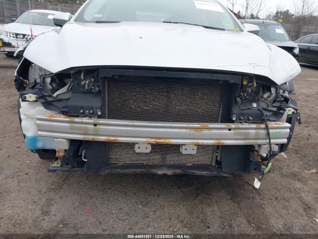 Ford FUSION S 2016 3FA6P0G70GR281127 Image 13