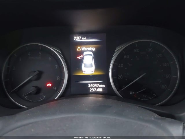 JN1EV7AR6KM551092 Infiniti Q50 3.0t Luxe