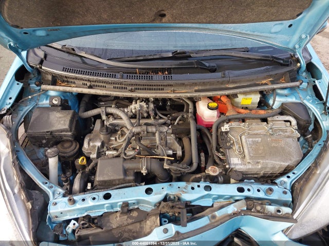 JTDKDTB38G1590216 Toyota Prius C Two