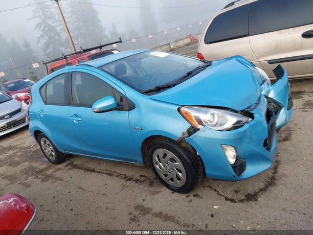 JTDKDTB38G1590216 Toyota Prius C Two