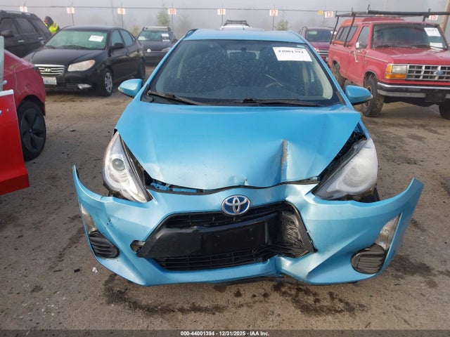 JTDKDTB38G1590216 Toyota Prius C Two
